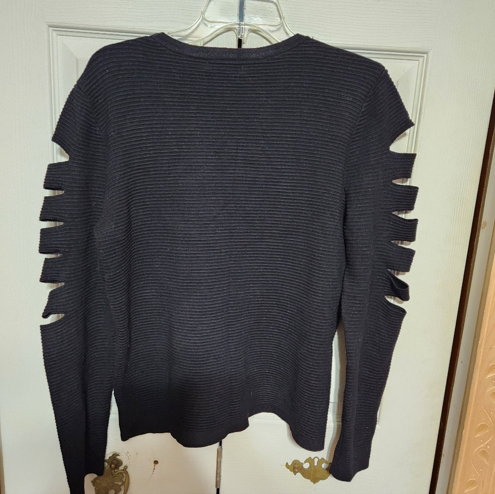 J Lo Black Sweater with Cut-Out Sleeves - Picture 8 of 10